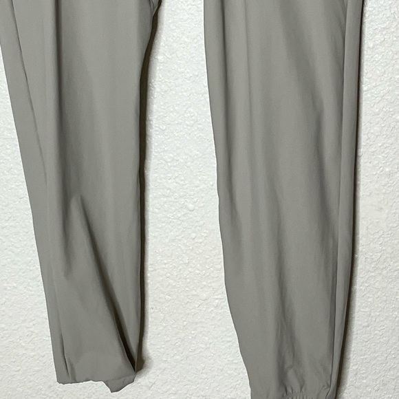 Gymshark Tan Nylon Blend Pants Sz Med - Picture 3 of 8